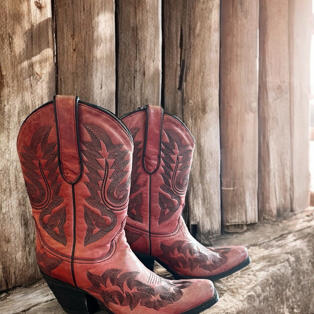 Western Cowgirl Boots